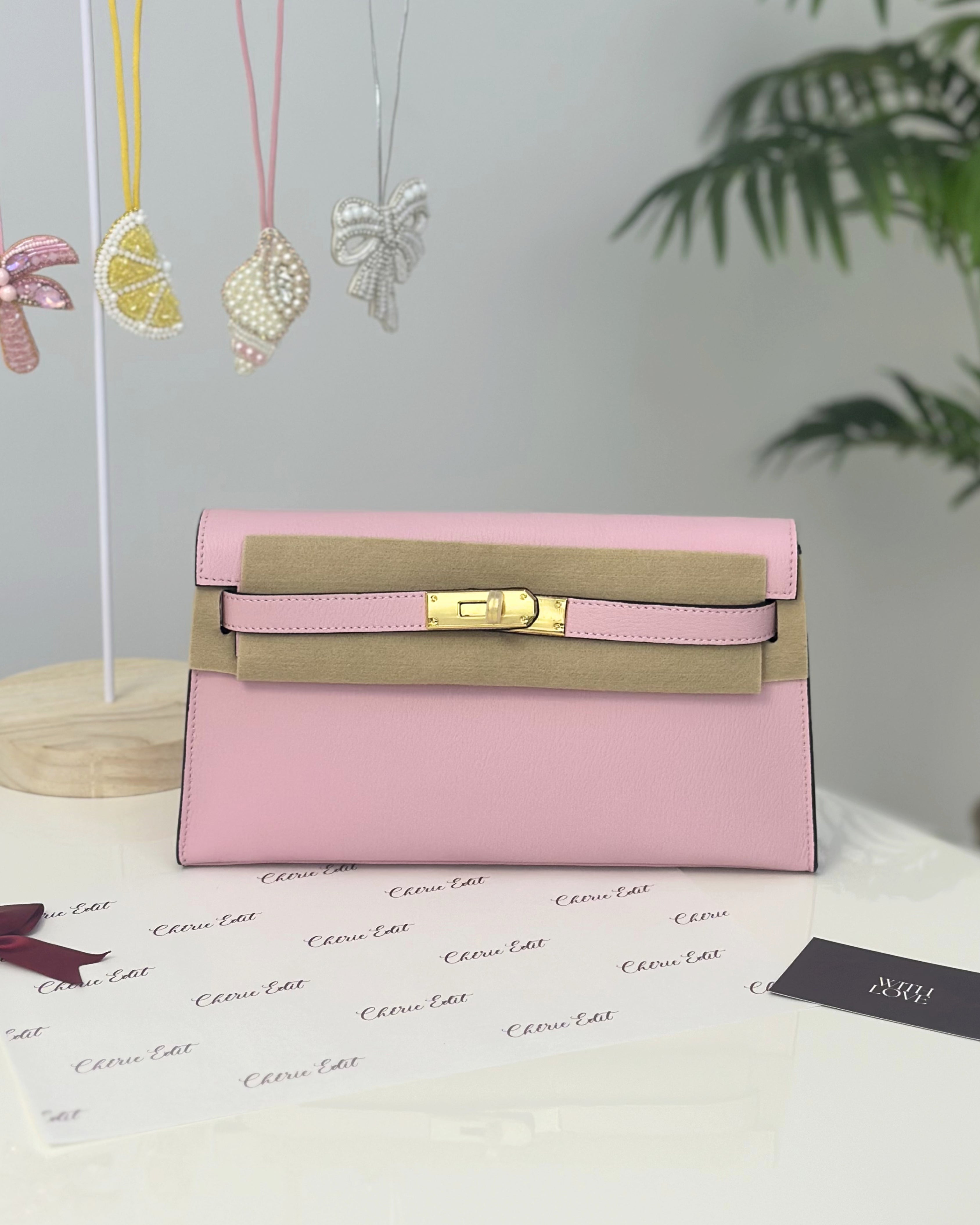 The Nuit Bag
