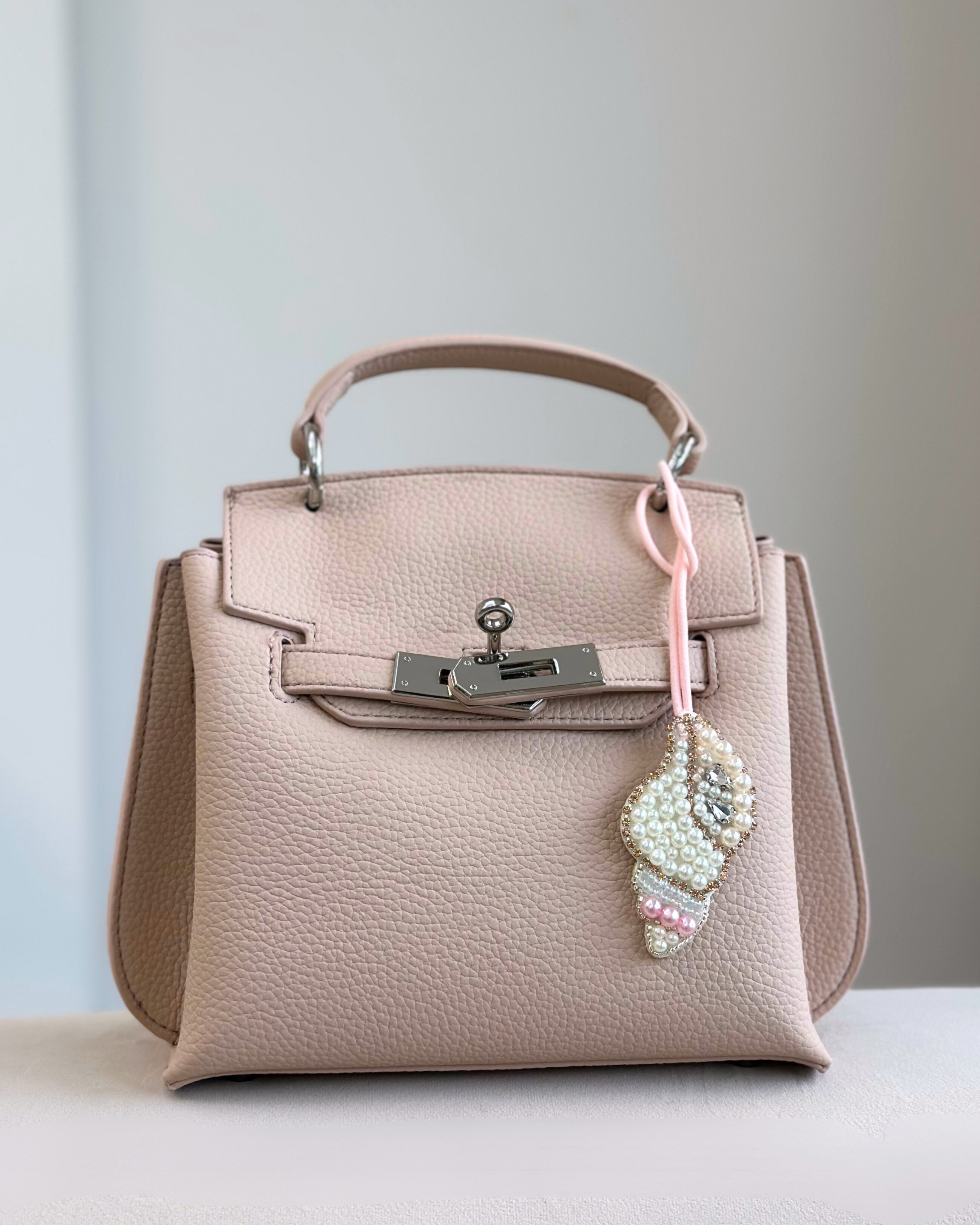 Pearly Seashells Charms